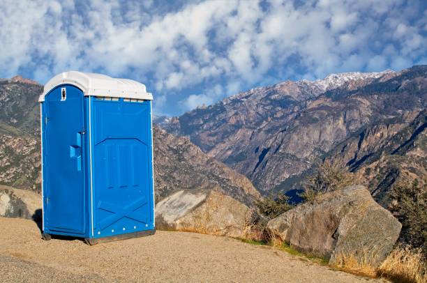 Best Deluxe Portable Toilet Rental  in North Prairie, WI